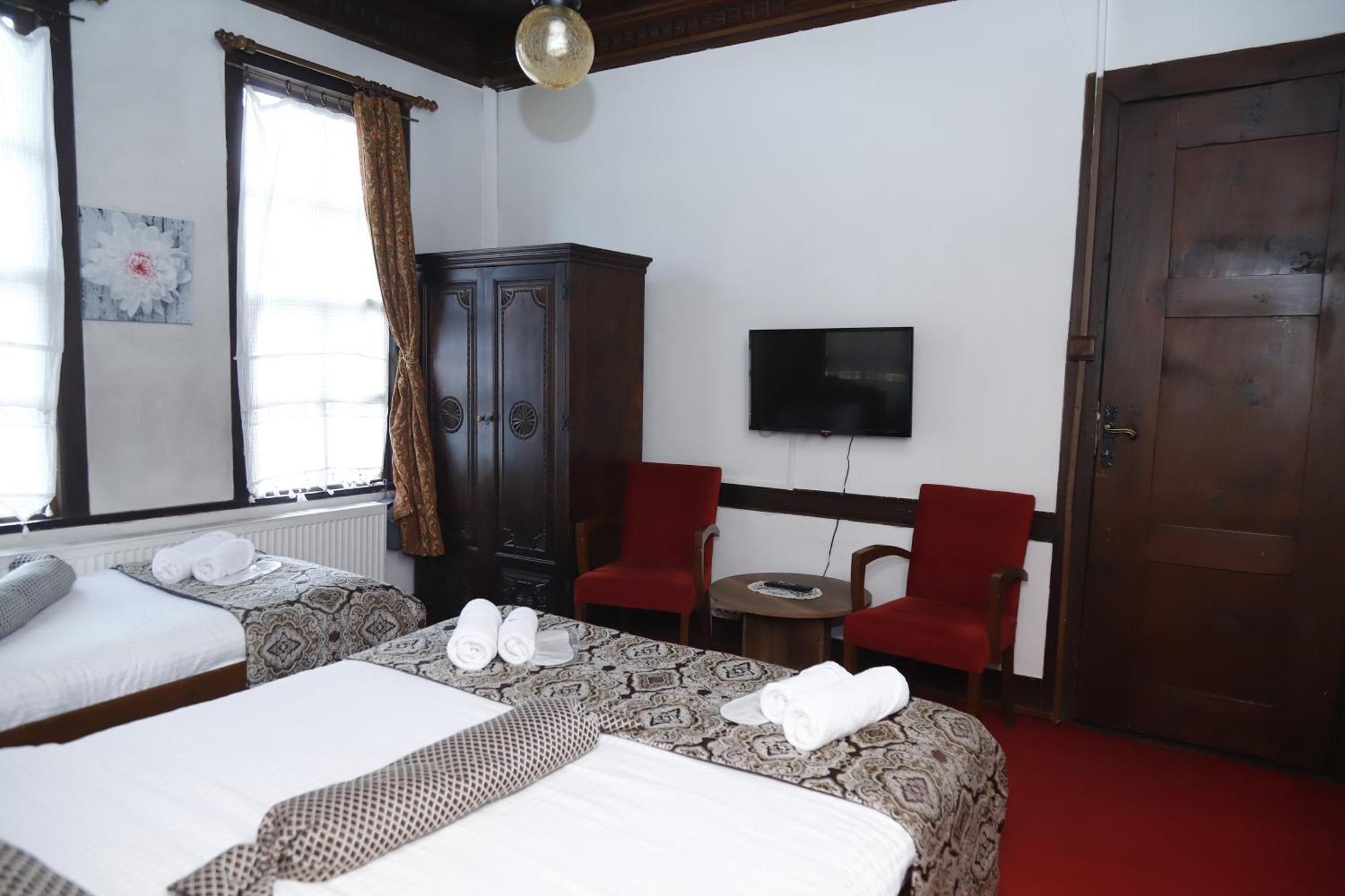 ชาห์เมรัน โคนัก บูทิก โอเต็ล Hotel คาสตาโมนู ภายนอก รูปภาพ