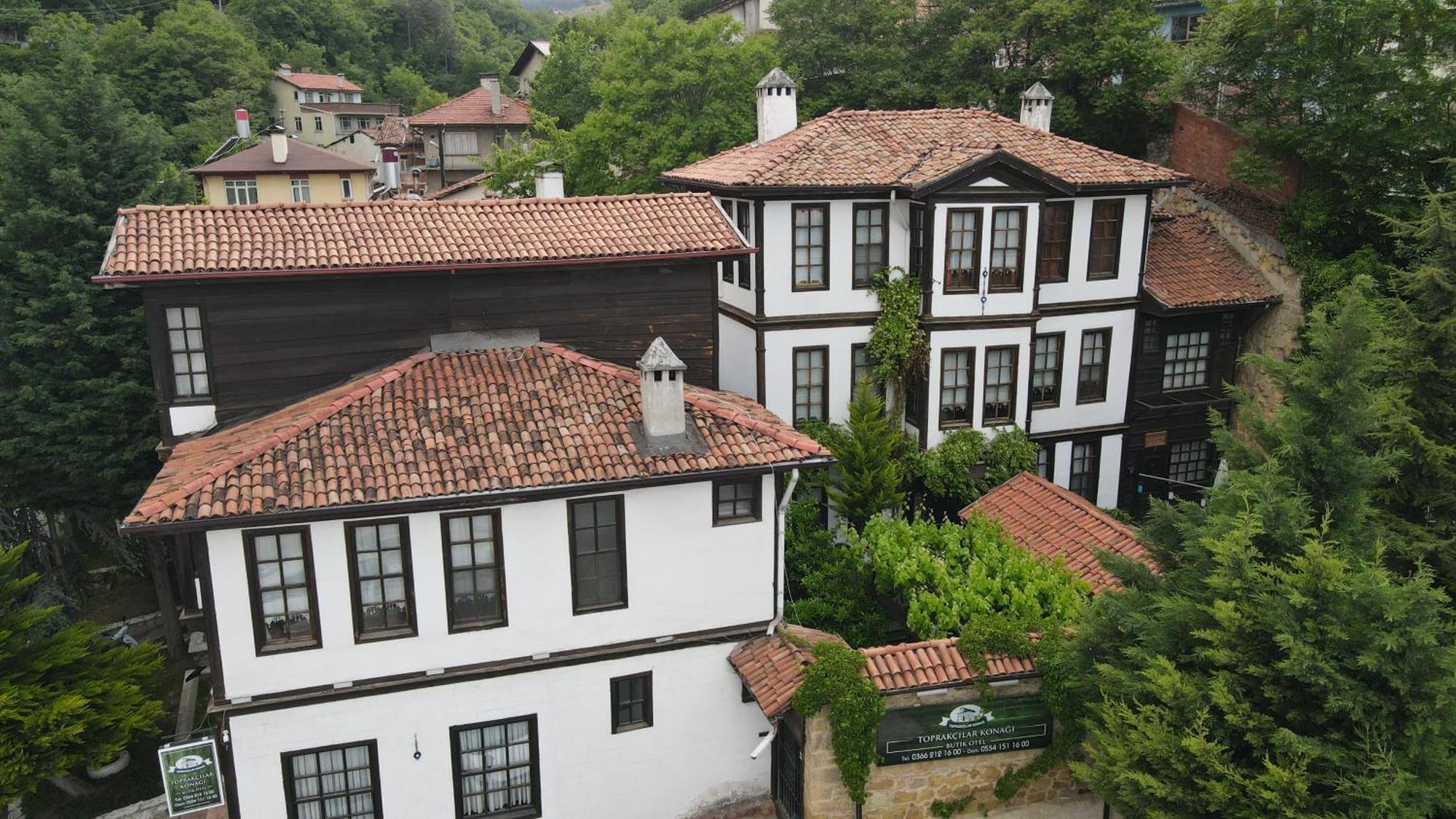 ชาห์เมรัน โคนัก บูทิก โอเต็ล Hotel คาสตาโมนู ภายนอก รูปภาพ
